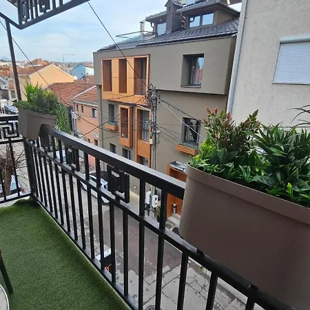 ベッド・アンド・ブレックファスト Duod 3*